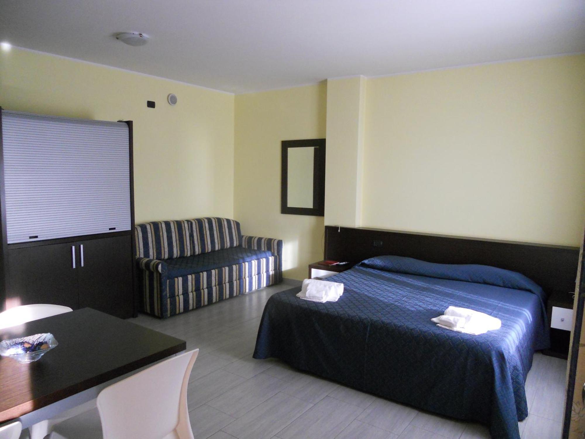 Residence San Prospero Garbagnate Milanese Zimmer foto